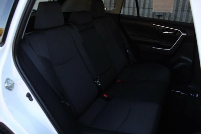 2020 Toyota RAV4 AWD XLE HYBRID W/ XSE CONVENIENCE PKG...BRAND NEW TIRES - 22916116 - 10