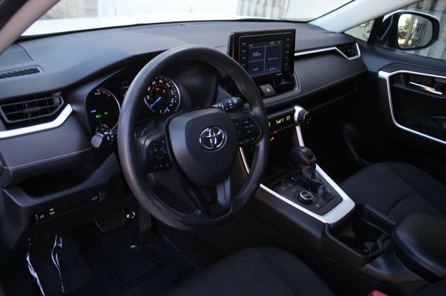 2020 Toyota RAV4 AWD XLE HYBRID W/ XSE CONVENIENCE PKG...BRAND NEW TIRES - 22916116 - 23