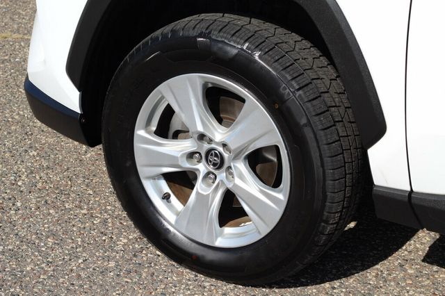 2020 Toyota RAV4 AWD XLE HYBRID W/ XSE CONVENIENCE PKG...BRAND NEW TIRES - 22916116 - 33