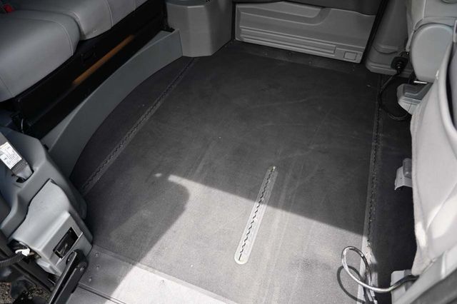 2020 Toyota Sienna XLE Automatic Access Seat FWD 7-Passenger - 22871113 - 18