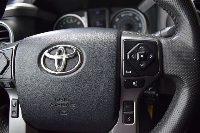 2020 Toyota Tacoma 2WD SR5 Double Cab 5' Bed V6 AT (Natl) - 22909979 - 9