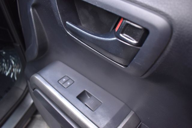 2020 Toyota Tacoma 2WD SR5 Double Cab 5' Bed V6 AT (Natl) - 22909979 - 30