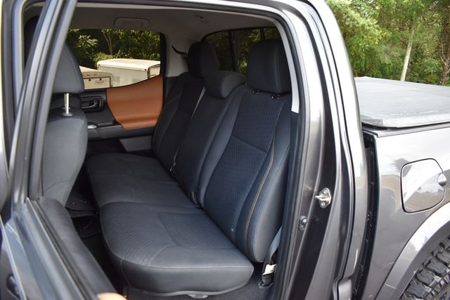 2020 Toyota Tacoma 2WD SR5 Double Cab 5' Bed V6 AT (Natl) - 22909979 - 5