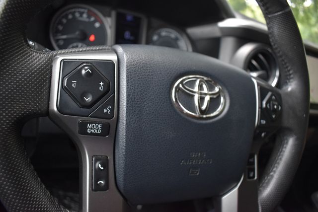 2020 Toyota Tacoma 2WD SR5 Double Cab 5' Bed V6 AT (Natl) - 22909979 - 8