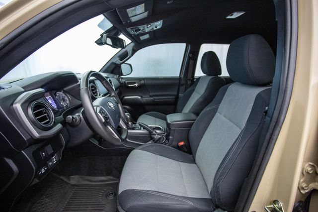 2020 Toyota Tacoma 4WD TRD Off Road Double Cab 5' Bed V6 AT (Natl) - 22936542 - 17