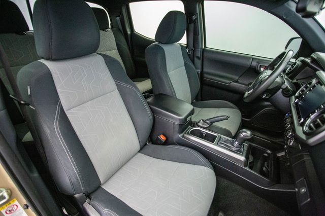 2020 Toyota Tacoma 4WD TRD Off Road Double Cab 5' Bed V6 AT (Natl) - 22936542 - 20