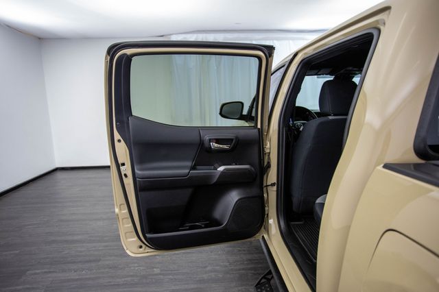 2020 Toyota Tacoma 4WD TRD Off Road Double Cab 5' Bed V6 AT (Natl) - 22936542 - 21