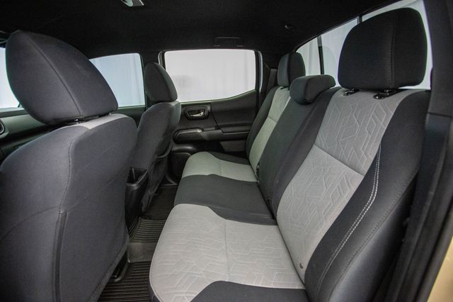 2020 Toyota Tacoma 4WD TRD Off Road Double Cab 5' Bed V6 AT (Natl) - 22936542 - 23