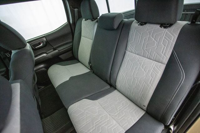 2020 Toyota Tacoma 4WD TRD Off Road Double Cab 5' Bed V6 AT (Natl) - 22936542 - 24