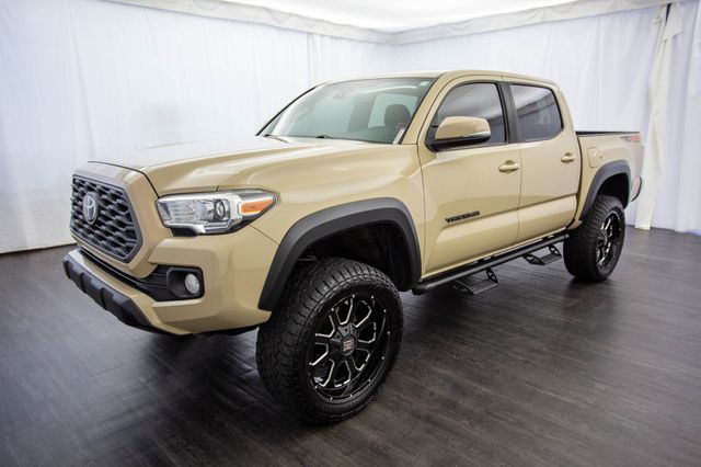 2020 Toyota Tacoma 4WD TRD Off Road Double Cab 5' Bed V6 AT (Natl) - 22936542 - 2