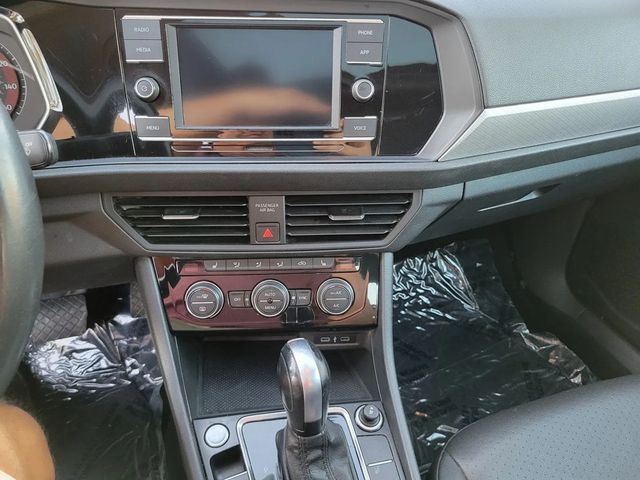 2020 Volkswagen Jetta 1.4T SE Sedan 4D - 22934478 - 13