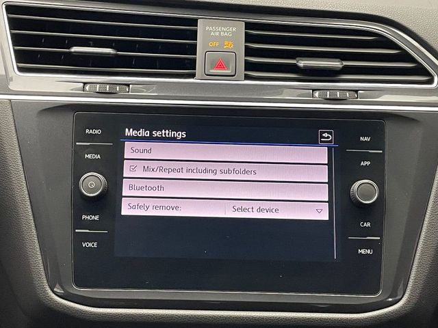 2020 Volkswagen Tiguan 2.0T SE 4MOTION - 22937509 - 27