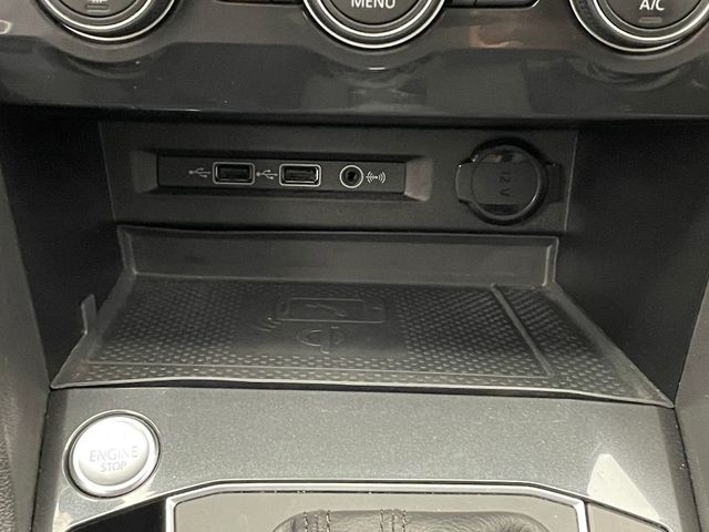 2020 Volkswagen Tiguan 2.0T SE 4MOTION - 22937509 - 30