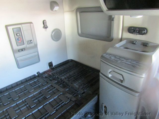 2020 Volvo 760D  - 22886487 - 17