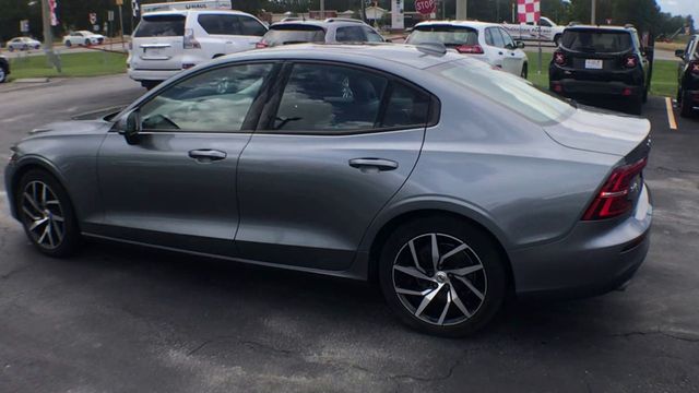 2020 Volvo S60 T5 FWD Momentum - 22921621 - 5