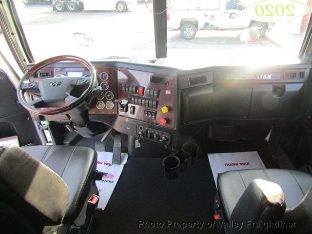 2020 Western Star 5700XE RAISED ROOF SLEEPER - 22797433 - 23