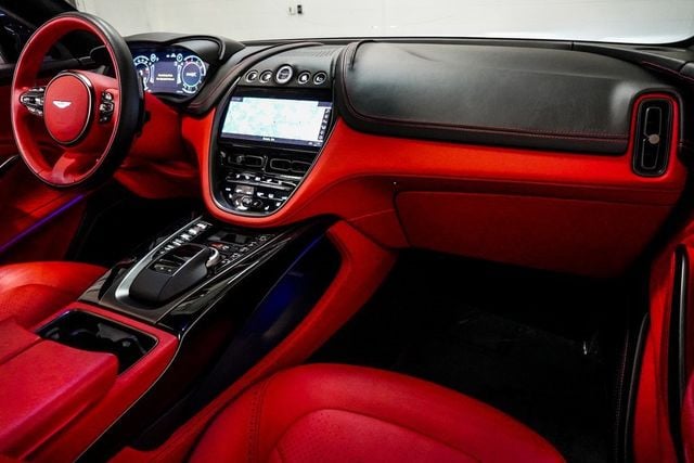 2021 Aston Martin DBX AWD - 22883112 - 24