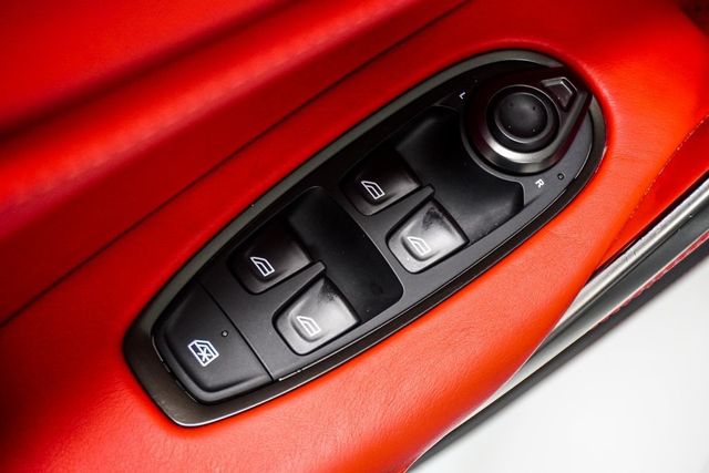 2021 Aston Martin DBX AWD - 22883112 - 33