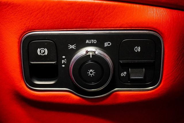 2021 Aston Martin DBX AWD - 22883112 - 36