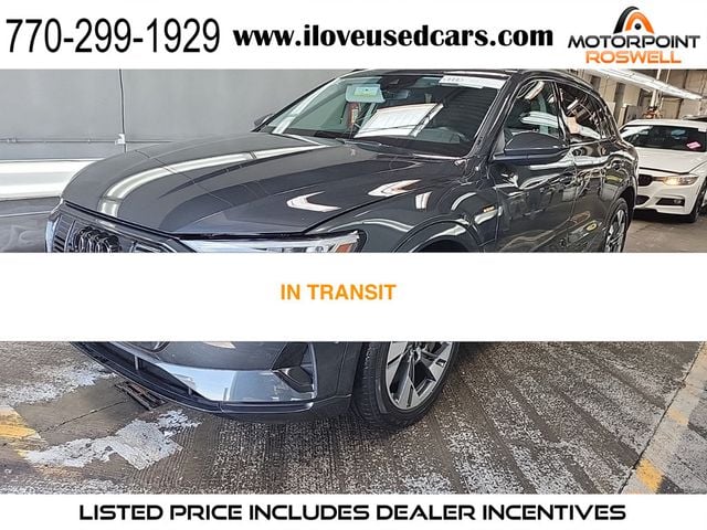 2021 Audi e-tron Premium's photo