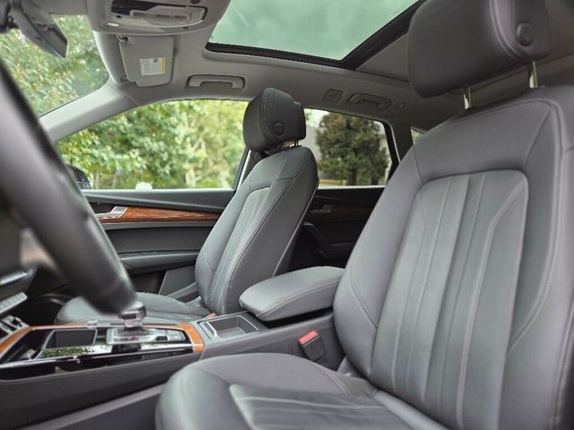 2021 Audi Q5 Premium 45 TFSI quattro - 22928080 - 10