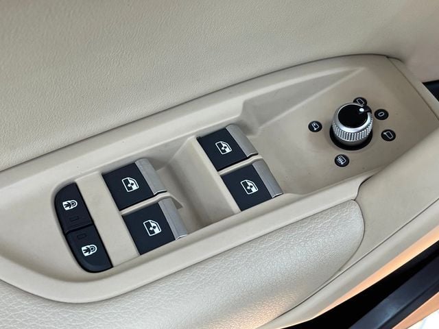 2021 Audi Q5 Premium 55 TFSI e quattro - 22937968 - 19