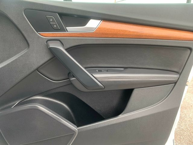 2021 Audi Q5 Premium Plus 45 TFSI quattro - 22936132 - 26