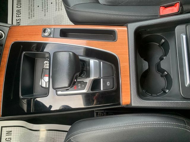 2021 Audi Q5 Premium Plus 45 TFSI quattro - 22936132 - 8
