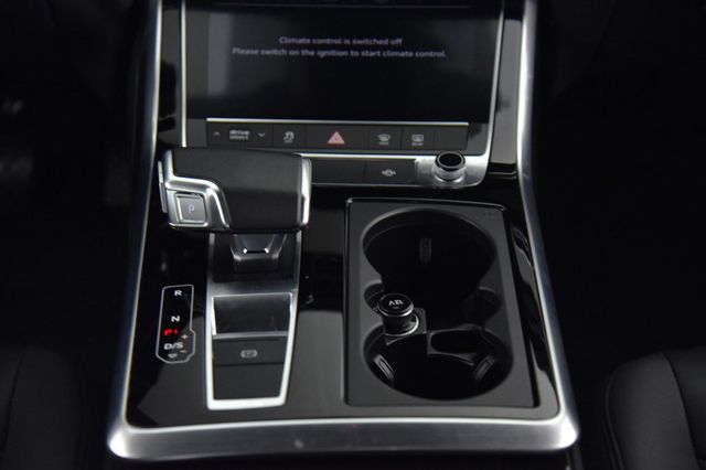 2021 Audi Q7 Premium Plus - 22350323 - 12