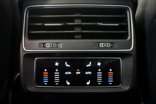 2021 Audi Q8 Premium Plus 55 TFSI quattro - 22923984 - 10