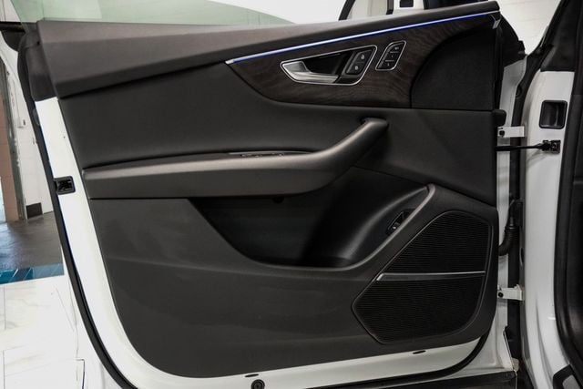 2021 Audi Q8 Premium Plus 55 TFSI quattro - 22924001 - 35