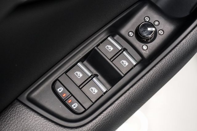 2021 Audi Q8 Premium Plus 55 TFSI quattro - 22924001 - 36