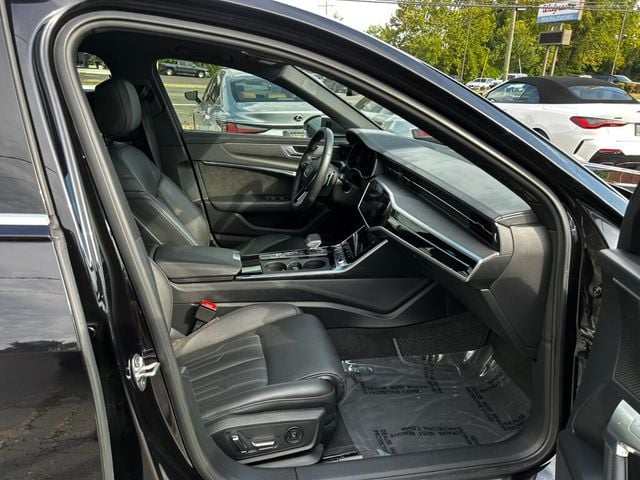 2021 Audi RS 6 Avant MSRP$123720/ExecutivePkg/DriverAssistancePkg/Carbon Fiberpkg/NAV - 22909974 - 21
