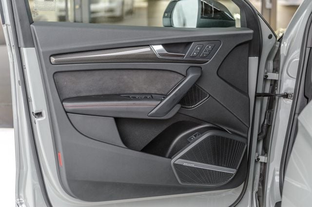 2021 Audi SQ5 PREMIUM PLUS - S SPORT - ONE OWNER - RARE COLOR COMBO - GORGEOUS - 22402774 - 48