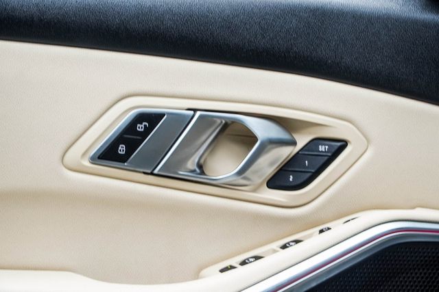 2021 BMW 3 Series 330i xDrive - 22882241 - 32