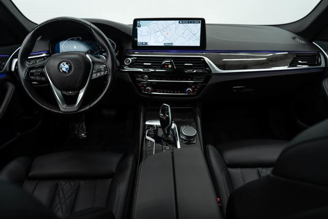 2021 BMW 5 Series 530i xDrive - 22368313 - 9