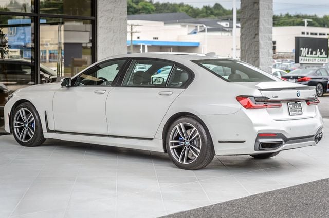 2021 BMW 7 Series 740i xDRIVE - WHITE ON BROWN - NAV - BACKUP CAM - CARPLAY  - 22858598 - 6