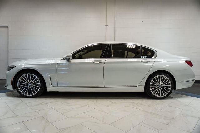 2021 BMW 7 Series 750i xDrive - 22900929 - 10