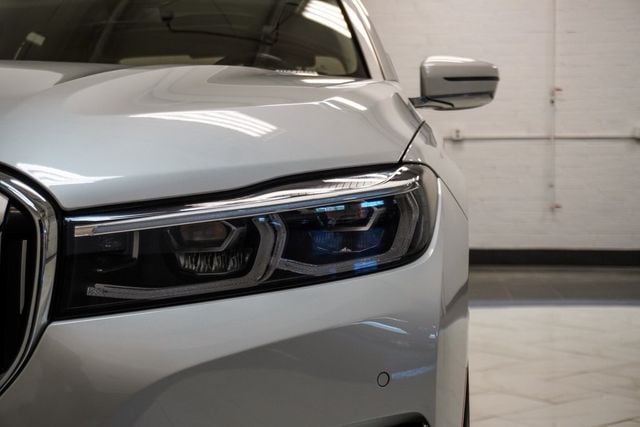 2021 BMW 7 Series 750i xDrive - 22900929 - 14