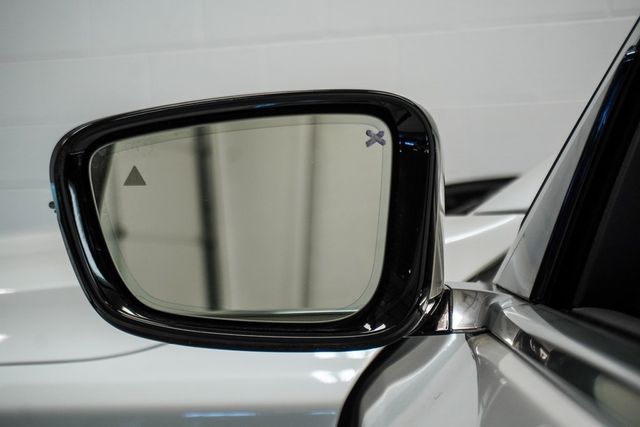 2021 BMW 7 Series 750i xDrive - 22900929 - 16