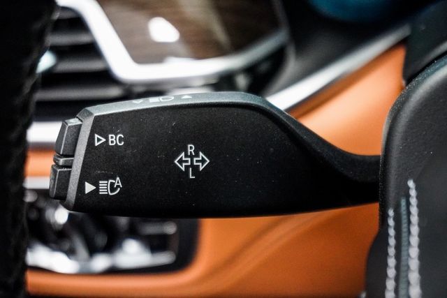 2021 BMW 7 Series 750i xDrive - 22900929 - 33