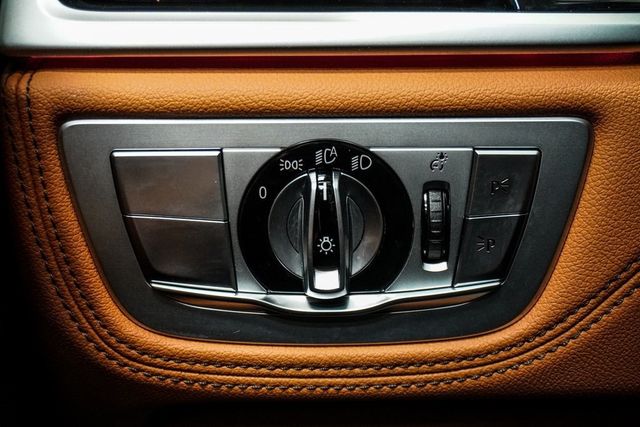 2021 BMW 7 Series 750i xDrive - 22900929 - 40