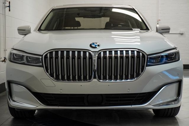 2021 BMW 7 Series 750i xDrive - 22900929 - 8