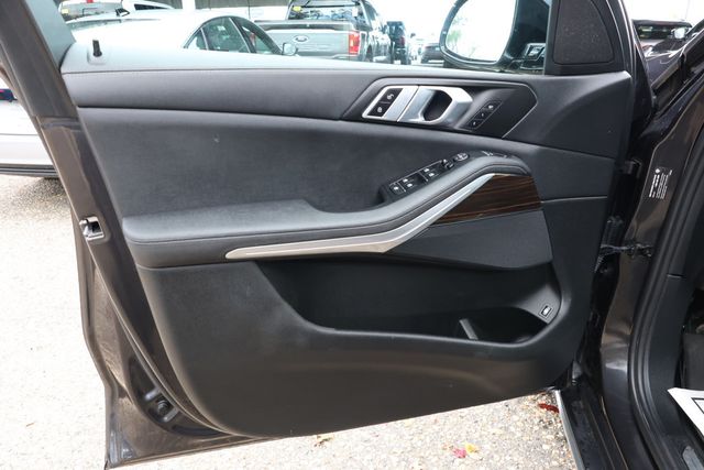 2021 BMW X5 xDrive45e Plug-In Hybrid - 22939986 - 9