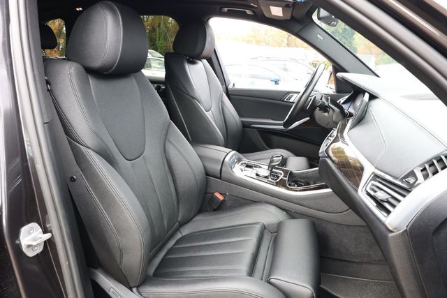 2021 BMW X5 xDrive45e Plug-In Hybrid - 22939986 - 24