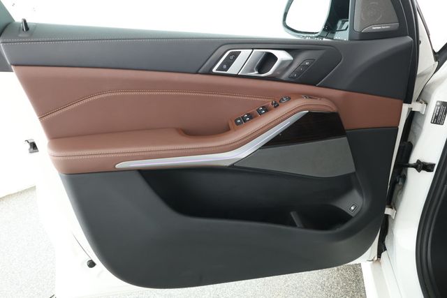 2021 BMW X5 xDrive45e Plug-In Hybrid with M Sport and Premium Packages - 22914323 - 8
