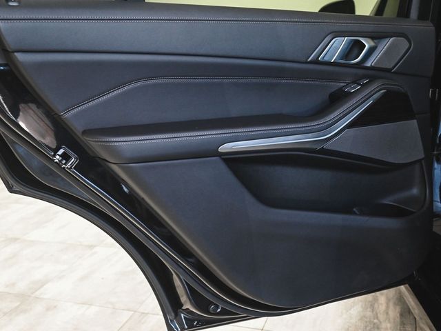 2021 BMW X7 xDrive40i - 22907417 - 11