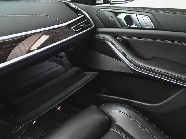 2021 BMW X7 xDrive40i - 22907417 - 16