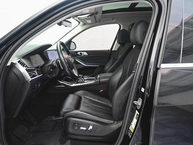 2021 BMW X7 xDrive40i - 22907417 - 34