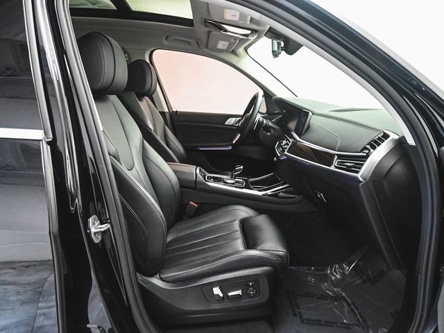 2021 BMW X7 xDrive40i - 22907417 - 40